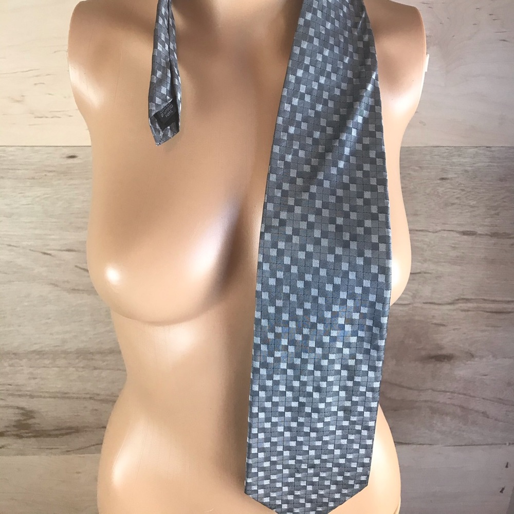 Van Heusen Men’s  tie